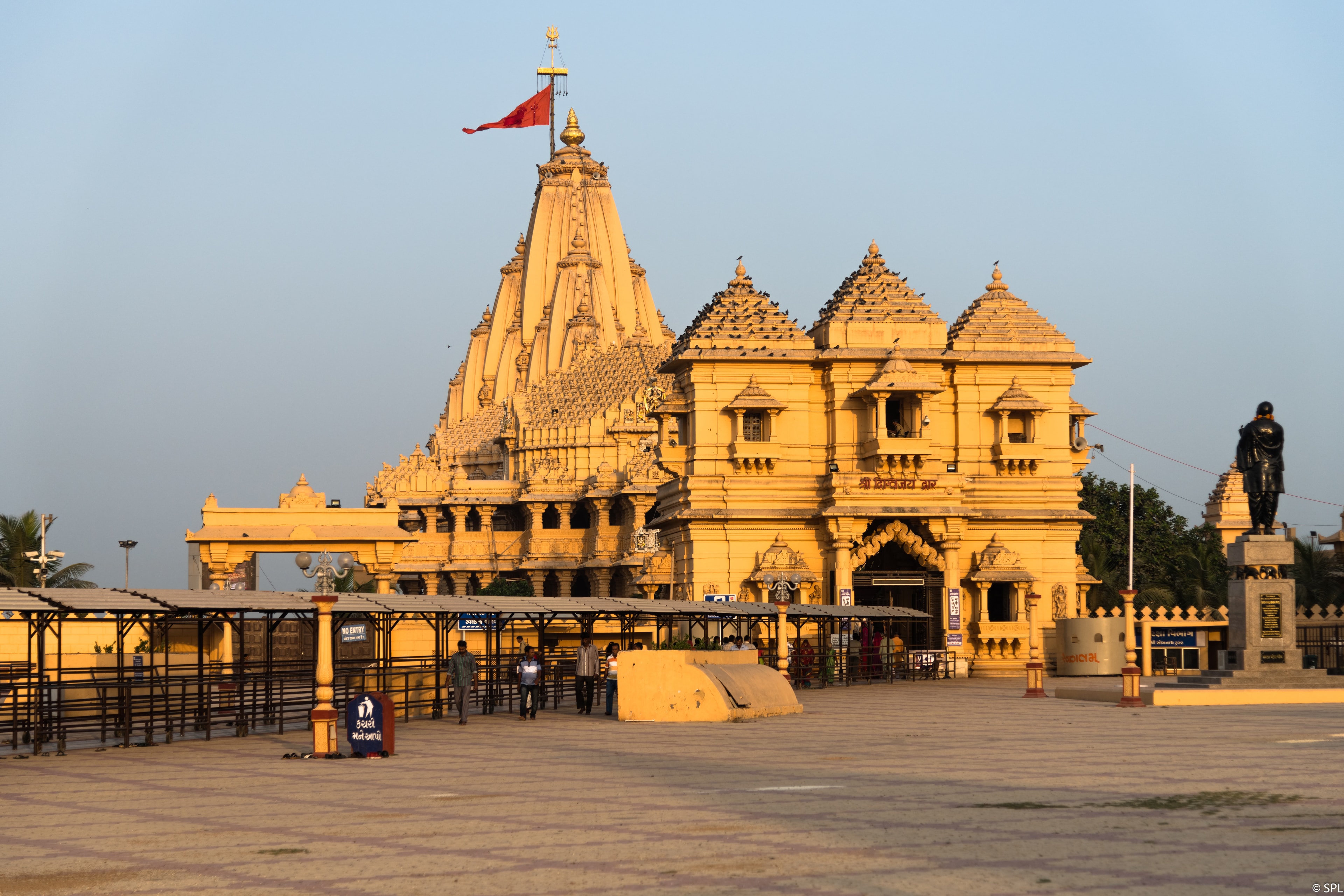 Deserts, Coastlines & Craft Heritage